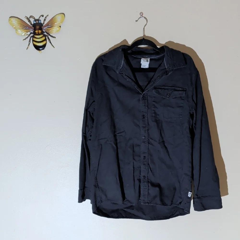 The North Face Black Men's Shirt with Logo Tag